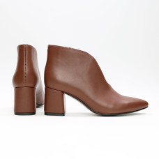 Ботильоны с глубоким вырезом из кожи рыжего цвета на обтяжном каблуке Арт. 657-6/47Ок