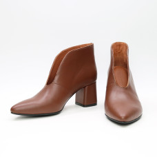 Ботильоны с глубоким вырезом из кожи рыжего цвета на обтяжном каблуке Арт. 657-6/47Ок
