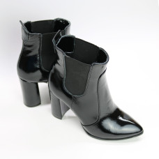 Ботинки из черного наплака на каблуке Арт. 35-14/44Ок