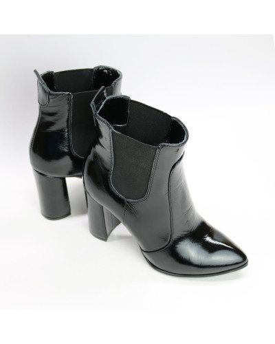 Ботинки из черного наплака на каблуке Арт. 35-14/44Ок