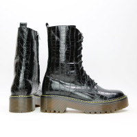 Черевики із чорної шкіри під рептилію Арт. 12-30/22б/ф