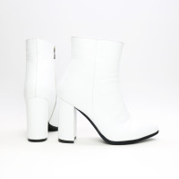 Ботинки на обтяжном каблуке из белой кожи флотар Арт. 35-10/44Ок