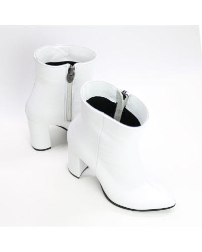Ботинки на обтяжном каблуке из белой кожи флотар Арт. 35-10/44Ок