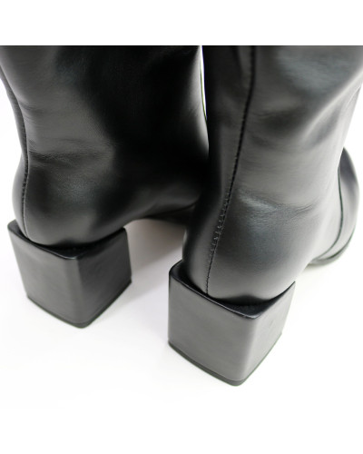 Класичні чоботи із чорної шкіри Арт.605-12/5501Ок