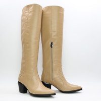 Класичні чоботи зі шкіри Арт. 657-12/57