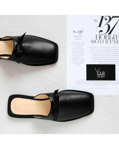 Шльопанці з чорної шкіри з квадратним носом Арт. 072-1