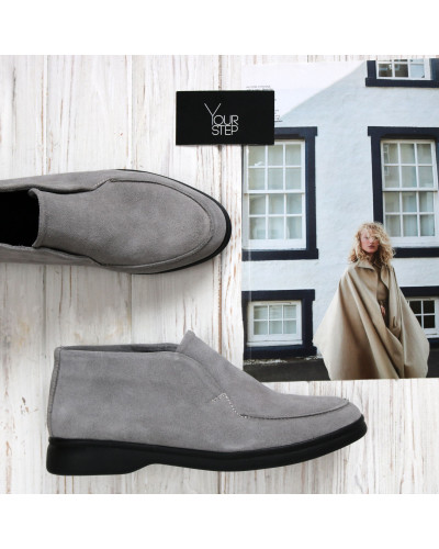 Сірі високі замшеві лофери на чорній підошві Арт. 156-4