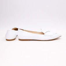 Білі шкіряні балетки з гострим носком — легкість і витонченість (Арт. 17‑11)