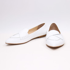 Білі шкіряні балетки з гострим носком — легкість і витонченість (Арт. 17‑11)
