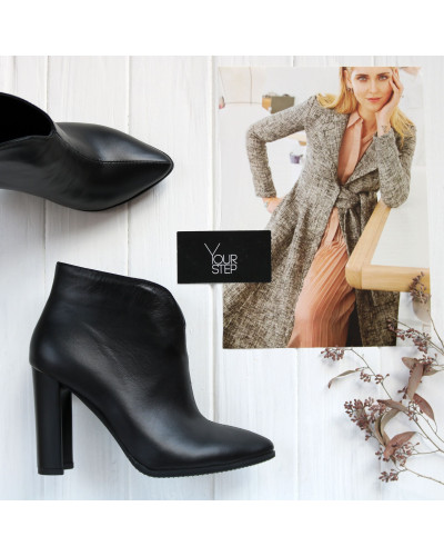 Ботинки из черной кожи на каблуке Арт. 35-15/32