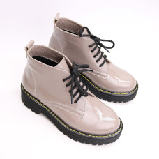 Бежеві лакові черевики Арт. 12-20/22