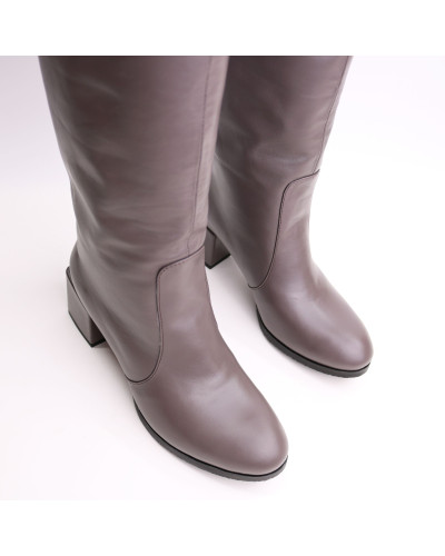 Класичні чоботи зі шкіри Арт.605-12/5501Ок