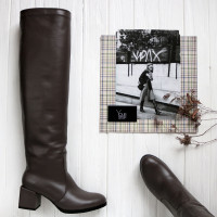 Класичні чоботи зі шкіри Арт.605-12/5501Ок