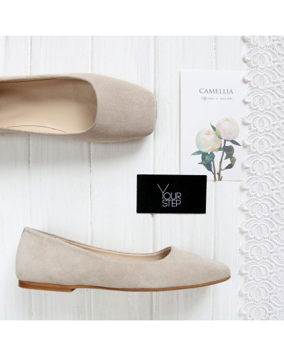 Балетки з бежевої замші з квадратним носом Арт. 072-2