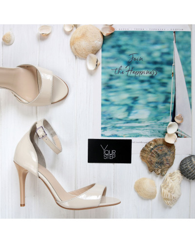 Бежеві лакові босоніжки Арт. 95-11/35