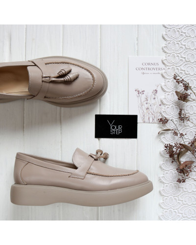 Бежевые лоферы из кожи с декором Арт. 156-6/Hill3-R