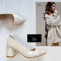 Бежеві лакові туфлі-човники Арт. 657-2/47Ок