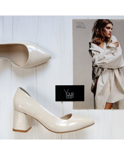 Бежеві лакові туфлі-човники Арт. 657-2/47Ок