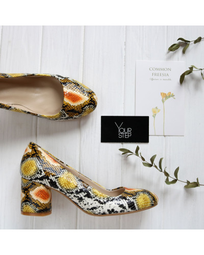 Туфли из желто-оранжевой кожи с тиснением под змею Арт. 605-4/45Ок