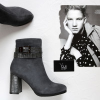 Ботильоны из серого велюра с ремешком и каблуком под рептилию Арт. 52-3Ок-53738