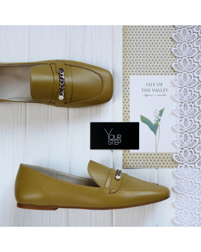 Оливкові шкіряні балетки з квадратним носком і фурнітурою (Арт. 072‑4‑3827)