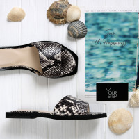 Шльопанці бежево-чорного кольору Арт. 10-26/0504