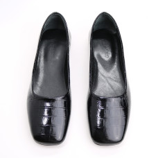 Лакові чорні балетки з квадратним носом Арт. 072-2