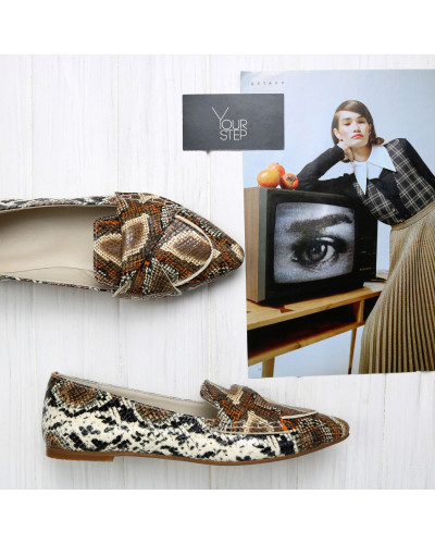 Балетки с острым носком под змею с шоколадными вставками (Арт. 17-11)