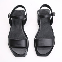 Босоніжки з чорної шкіри Арт. 10-5/0504