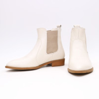 Челсі з бежевої шкіри із гострим носиком Арт. 104-3