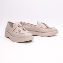 Бежевые лоферы из кожи с декором Арт. 156-6/Hill3-R