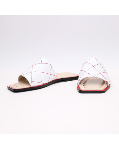 Шльопанці з білої стьобаної шкіри Арт. 073-1