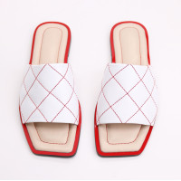 Шльопанці з білої стьобаної шкіри Арт. 073-1