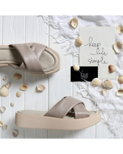 Шльопанці з бежевої шкіри Арт. 10-19/0103(2В)