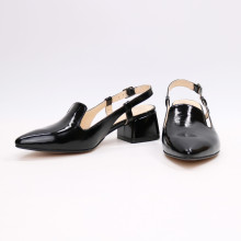 Чорні лакові босоніжки з гострим носом Арт. 457-6/53Ок