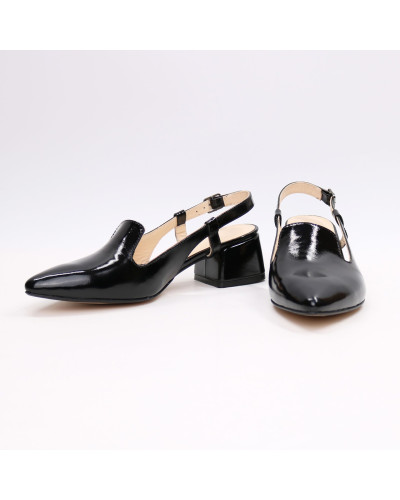 Чорні лакові босоніжки з гострим носом Арт. 457-6/53Ок