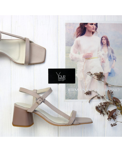 Босоніжки з бежевої шкіри з квадратним носом Арт. 667-7/6060