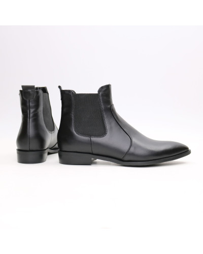 Челсі із чорної шкіри з гострим носом Арт. 104-3