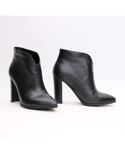 Ботинки из черной кожи на каблуке Арт. 35-15/32