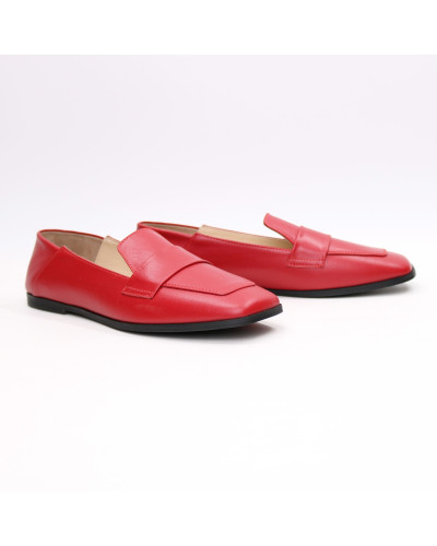 Шкіряні лофери з квадратним носом в червоному кольорі Арт. 072-3П