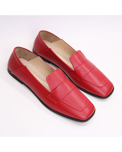 Шкіряні лофери з квадратним носом в червоному кольорі Арт. 072-3П