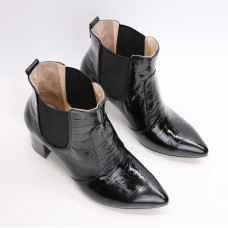 Лакові Напівчоботи з гострим носиком Арт. 657-9/41Ок