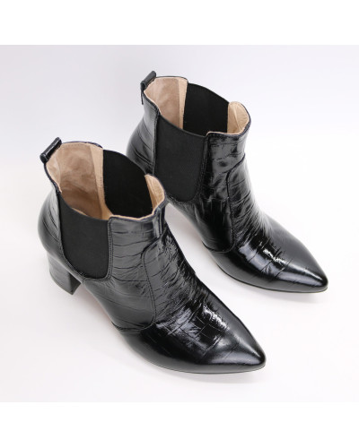 Лакові Напівчоботи з гострим носиком Арт. 657-9/41Ок