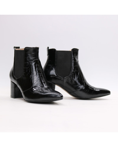 Лакові Напівчоботи з гострим носиком Арт. 657-9/41Ок