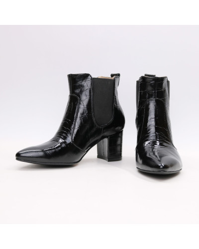 Лакові Напівчоботи з гострим носиком Арт. 657-9/41Ок