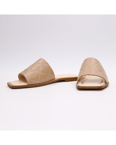 Шльопанці з карамельної стьобаної шкіри Арт. 073-1