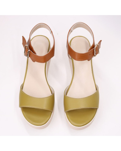 Шкіряні босоніжки на високій підошві Арт. 352-2