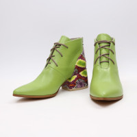 Ботильоны из салатовой кожи флотар с обтяжным каблуком  Арт. 657-10/w324Ок