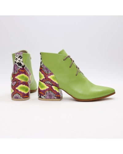 Ботильоны из салатовой кожи флотар с обтяжным каблуком  Арт. 657-10/w324Ок