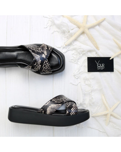 Шльопанці з принтом під пітон Арт. 10-19/0103(2В)